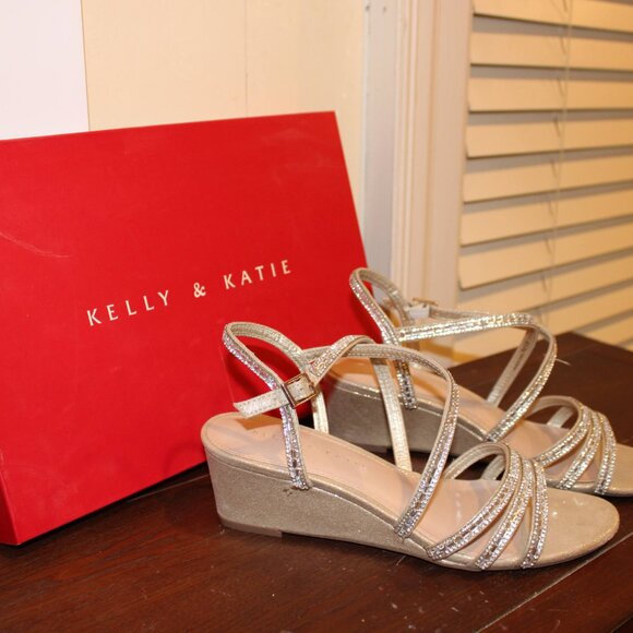 Kelly & Katie Sparkly Wedges! - Picture 3 of 3